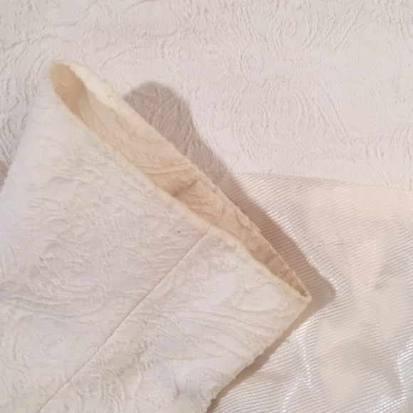 Beautiful jacket with lots of texture! - Picture 6 of 7